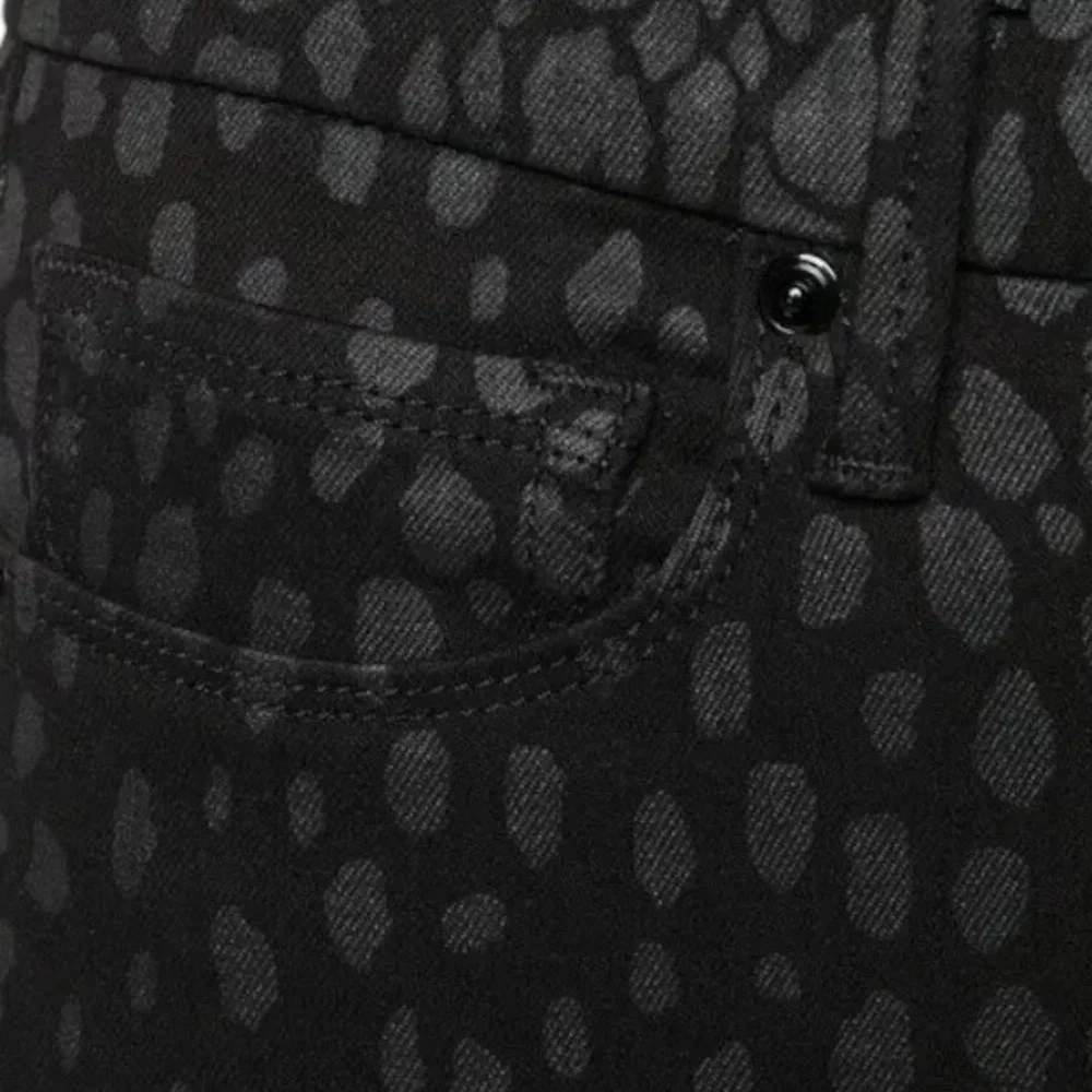 Good American Good Legs Crop Animal Print Jean Size 27 / 4 Black STRETCH! - Picture 3 of 15